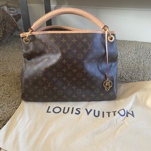 Louis Vuitton Arsty MM